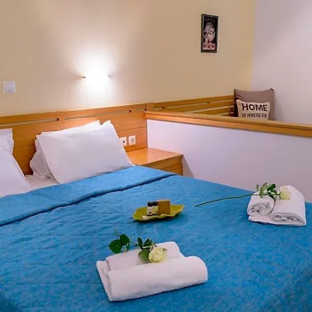 Otel Junior Íria