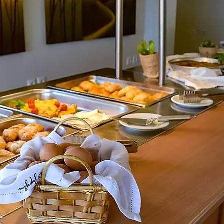 Otel Junior