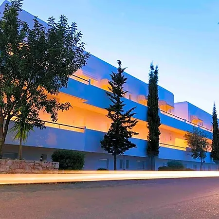 Junior Otel