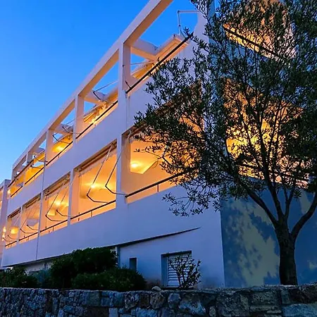 Junior Otel 3*