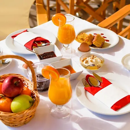 Junior Hotel 3*